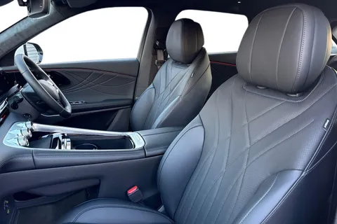  Omoda 9 1.5T SHS 34.46kWh Noble DHT3 4WD Euro 6 (s/s) 5dr Thumbnail #10