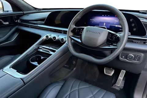  Omoda 9 1.5T SHS 34.46kWh Noble DHT3 4WD Euro 6 (s/s) 5dr Thumbnail #12