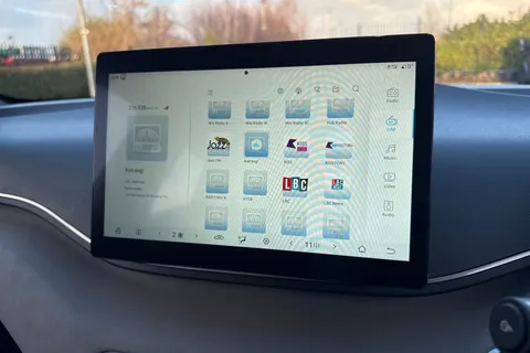 DC75RTZ BYD Dolphin Surf 30kWh Active Auto 5dr Thumbnail #45