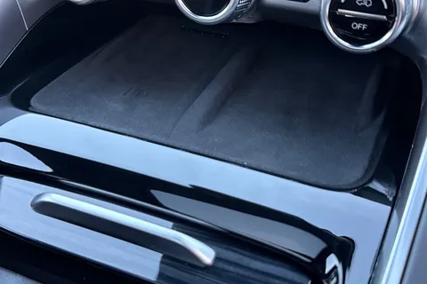  Omoda 9 1.5T SHS 34.46kWh Noble DHT3 4WD Euro 6 (s/s) 5dr Thumbnail #46