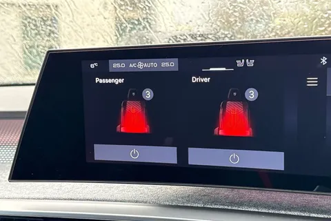 CVZ4040 PEUGEOT 3008 1.2 HYBRID GT e-DSC6 Euro 6 (s/s) 5dr Thumbnail #27