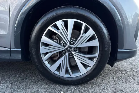 WF24NFV Audi Q4 e-tron Q4  Sport 45 e-tron  210,00 kW Thumbnail #12