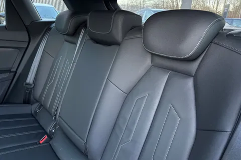 WF24NFV Audi Q4 e-tron Q4  Sport 45 e-tron  210,00 kW Thumbnail #20