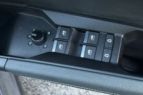 WF24NFV Audi Q4 e-tron Q4  Sport 45 e-tron  210,00 kW Thumbnail #22