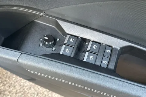 LL74HKU Audi Q4 e-tron Q4  S line 45 e-tron  210,00 kW Thumbnail #21