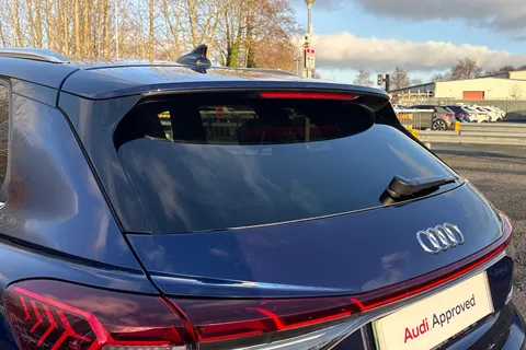 LL74HKU Audi Q4 e-tron Q4  S line 45 e-tron  210,00 kW Thumbnail #33