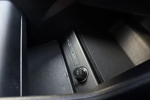 LL74HKU Audi Q4 e-tron Q4  S line 45 e-tron  210,00 kW Thumbnail #50