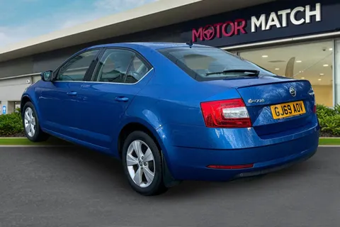 GJ69AOV Škoda Octavia 1.5 TSI ACT SE Technology Euro 6 (s/s) 5dr Thumbnail #3