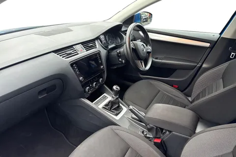 GJ69AOV Škoda Octavia 1.5 TSI ACT SE Technology Euro 6 (s/s) 5dr Thumbnail #9