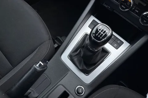 20 of 48 for Škoda Octavia 1.5 TSI ACT SE Technology Euro 6 (s/s) 5dr