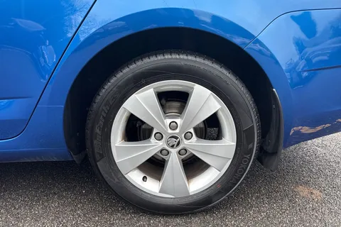 24 of 48 for Škoda Octavia 1.5 TSI ACT SE Technology Euro 6 (s/s) 5dr