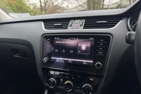 28 of 48 for Škoda Octavia 1.5 TSI ACT SE Technology Euro 6 (s/s) 5dr