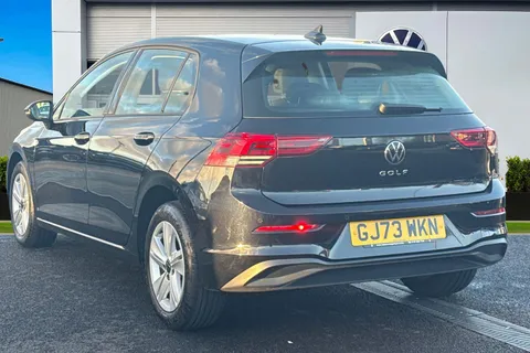 GJ73WKN Volkswagen Golf 2.0 TDI Life 5dr DSG Thumbnail #3