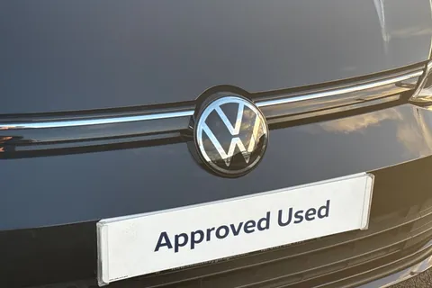 GJ73WKN Volkswagen Golf 2.0 TDI Life 5dr DSG Thumbnail #27