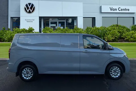 MF75FHA Volkswagen T32 T32 Panel Van Commerce Pro LWB 150 PS 2.0 TDI 8sp Automatic Thumbnail #4