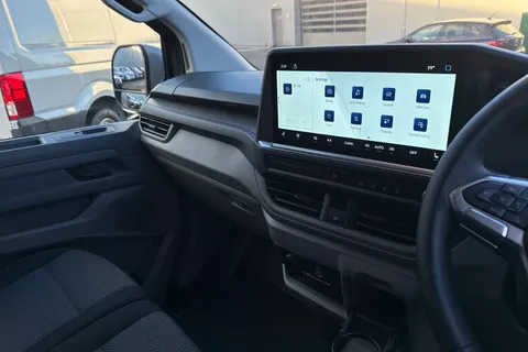 MF75FHA Volkswagen T32 T32 Panel Van Commerce Pro LWB 150 PS 2.0 TDI 8sp Automatic Thumbnail #15