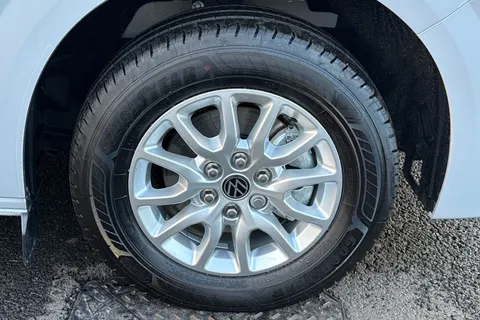 MF75FHA Volkswagen T32 T32 Panel Van Commerce Pro LWB 150 PS 2.0 TDI 8sp Automatic Thumbnail #24