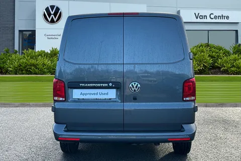 DE74VPK Volkswagen Transporter 2.0 TDI 110 Highline Van Thumbnail #5