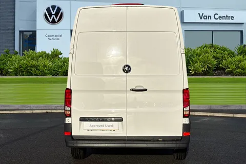 DG75CBY Volkswagen Crafter CR35 Commerce MWB 140 PS FWD  - Business Pack Thumbnail #4