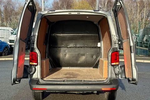 DE74UBC Volkswagen Transporter 2.0 TDI 110 Startline Van Thumbnail #7
