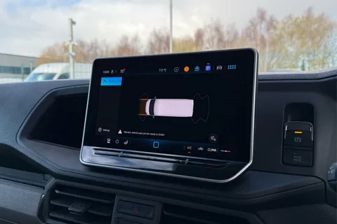 DG75CBY Volkswagen Crafter CR35 Commerce MWB 140 PS FWD  - Business Pack Thumbnail #50