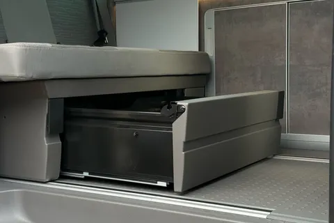 PJ73AYD Volkswagen California 2.0 TDI Ocean 4dr DSG Sport Pack Thumbnail #53