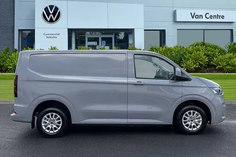 BT75DFK Volkswagen Transporter 2.0 TDI 150 Commerce Pro Van Auto-Tailgate Thumbnail #3