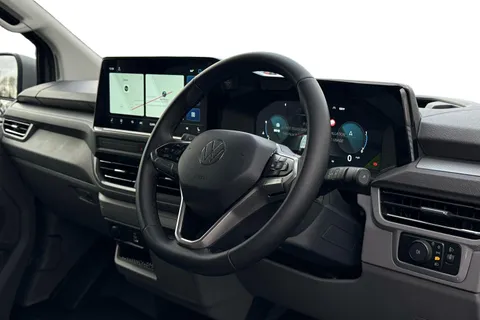 BT75DFD Volkswagen Transporter 2.0 TDI 150 Commerce Pro Van Auto-Tailgate Thumbnail #8