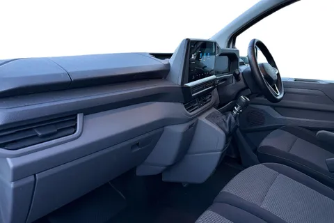 MF25HRM Volkswagen Transporter 2.0 TDI 150 Commerce Plus Van Thumbnail #9