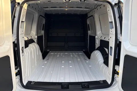 MF75FDL Volkswagen C20` C20 Caddy Cargo Commerce Pro Maxi 102 PS 2.0 TDI 6sp Manual Thumbnail #9