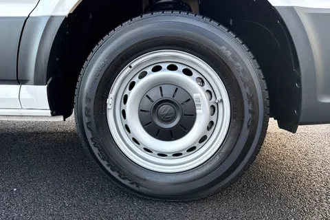 DF75TXW Volkswagen Crafter CR35 Panel van Commerce Plus LWB Maxi 140 PS 2.0 TDI 6sp Man - Camera/Step Thumbnail #10