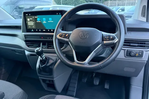 MF25HRM Volkswagen Transporter 2.0 TDI 150 Commerce Plus Van Thumbnail #13