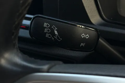 BF22AVM Volkswagen Caddy 2.0 TDI 102PS Commerce Pro Van Thumbnail #35