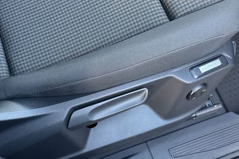 MF75FDL Volkswagen C20` C20 Caddy Cargo Commerce Pro Maxi 102 PS 2.0 TDI 6sp Manual Thumbnail #32