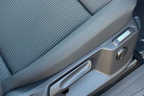 MF75FDY Volkswagen Caddy C20 Caddy Cargo Commerce Pro SWB 102 PS 2.0 TDI 6sp Manual Thumbnail #34