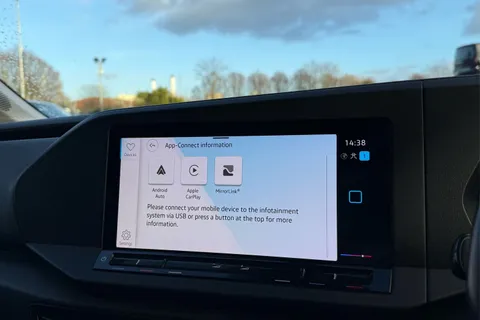 BF22AVM Volkswagen Caddy 2.0 TDI 102PS Commerce Pro Van Thumbnail #44