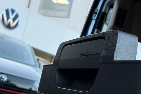 KY74TWC Volkswagen California 2.0 TDI Coast 5dr DSG-New Model T7 Thumbnail #53