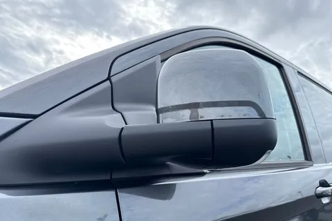 DE75KVK Volkswagen Transporter 2.0 TDI 110 Commerce Pro Van Thumbnail #25