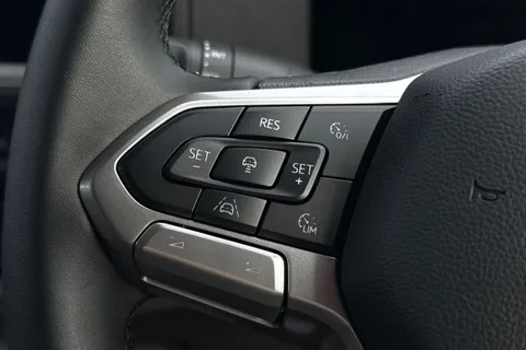 DE75KVK Volkswagen Transporter 2.0 TDI 110 Commerce Pro Van Thumbnail #39