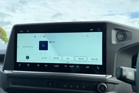 DE75KVK Volkswagen Transporter 2.0 TDI 110 Commerce Pro Van Thumbnail #47