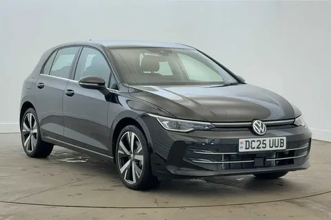 DC25UUB Volkswagen Golf 1.5 TSI 204 Style eHybrid 5dr DSG ⭐18' Catania alloy wheels, Winter package Thumbnail #1