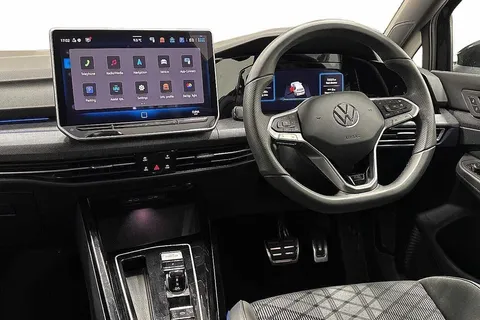 GL25JTX Volkswagen Golf 1.5 eTSI 150 R-Line 5dr DSG Thumbnail #2