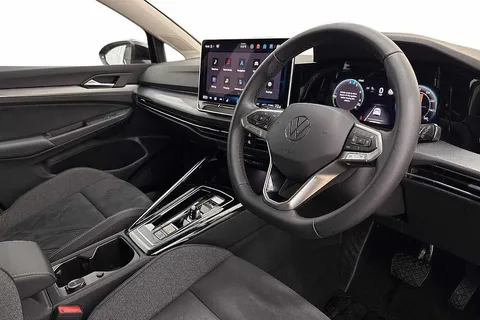 DC25UUB Volkswagen Golf 1.5 TSI 204 Style eHybrid 5dr DSG ⭐18' Catania alloy wheels, Winter package Thumbnail #7