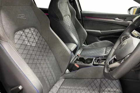 GL25HZX Volkswagen Golf 1.5 eTSI 150 R-Line 5dr DSG Thumbnail #11