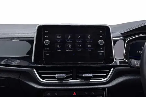 KS24BFF Volkswagen T-Roc 2.0 TDI 150 EVO R-Line 5dr DSG ⭐Heated seats, Low TAX £195⭐ Thumbnail #13