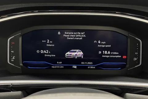 KO74HDU Volkswagen T-Roc 1.5 TSI R-Line 5dr DSG⭐ Sunroof, Rear-view camera, 18' 'Nevada' Black Alloy Thumbnail #12