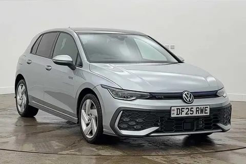 DF25RWE Volkswagen Golf 1.5 TSI 272 GTE eHybrid 5dr DSG **PAN ROOF + HEADS UP DISPLAY** Thumbnail #1