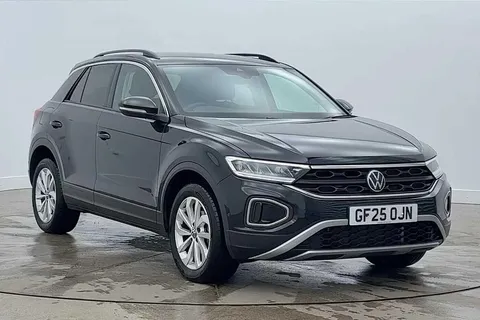 GF25OJN Volkswagen T-Roc 1.5 TSI Match 5dr Thumbnail #1