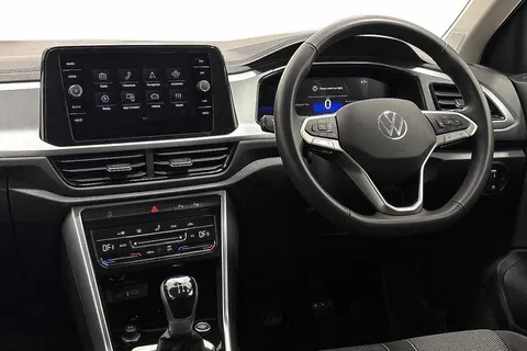 GF25OJN Volkswagen T-Roc 1.5 TSI Match 5dr Thumbnail #2