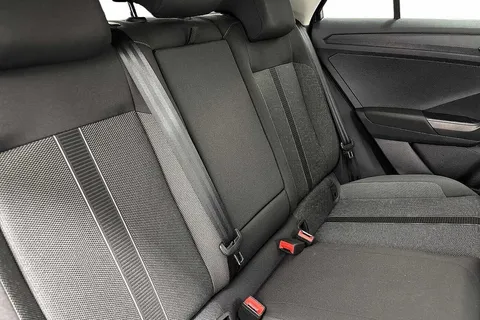 GF25OJN Volkswagen T-Roc 1.5 TSI Match 5dr Thumbnail #9